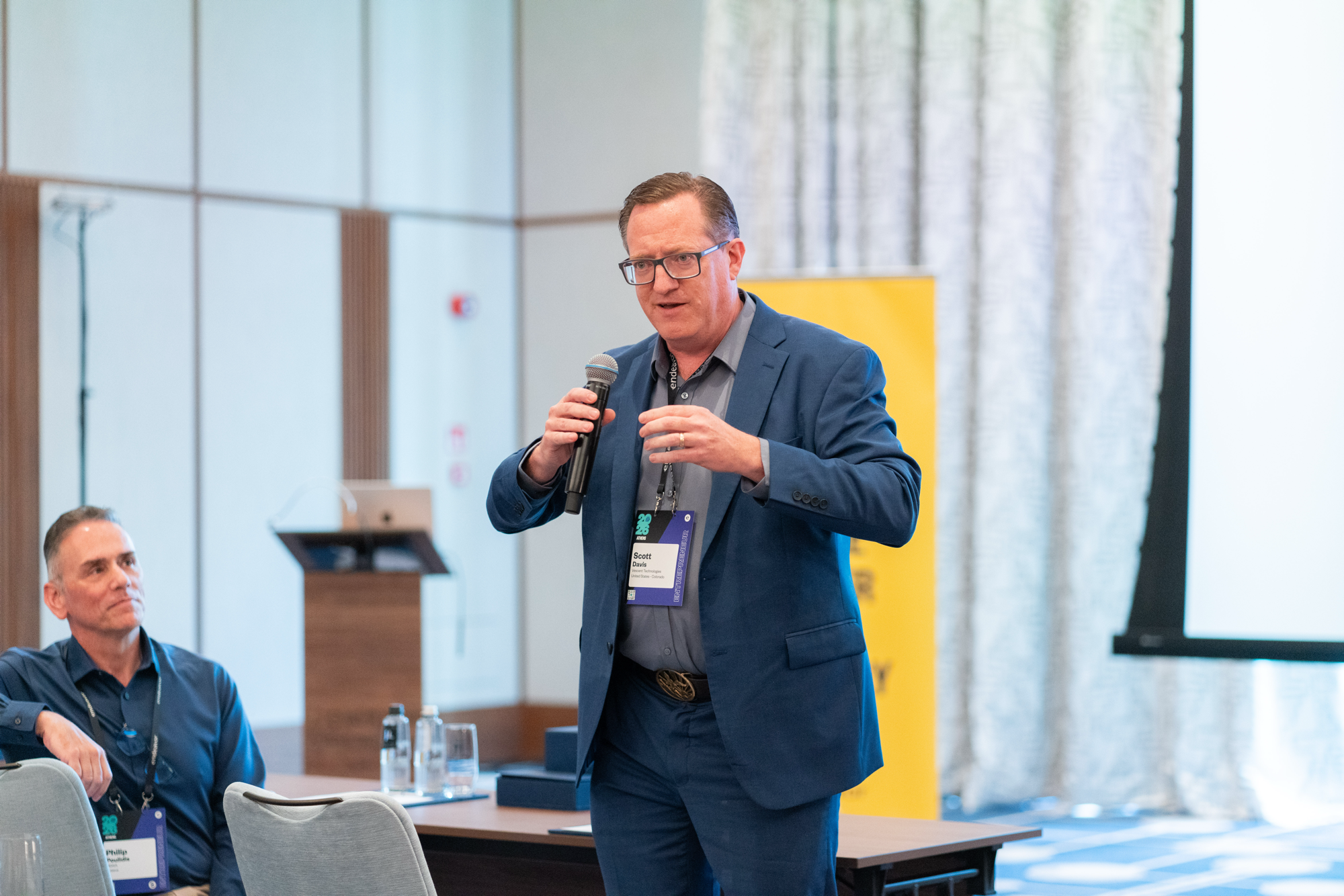 Scott Davis presenting Vescent at the Athens International Selection Panel